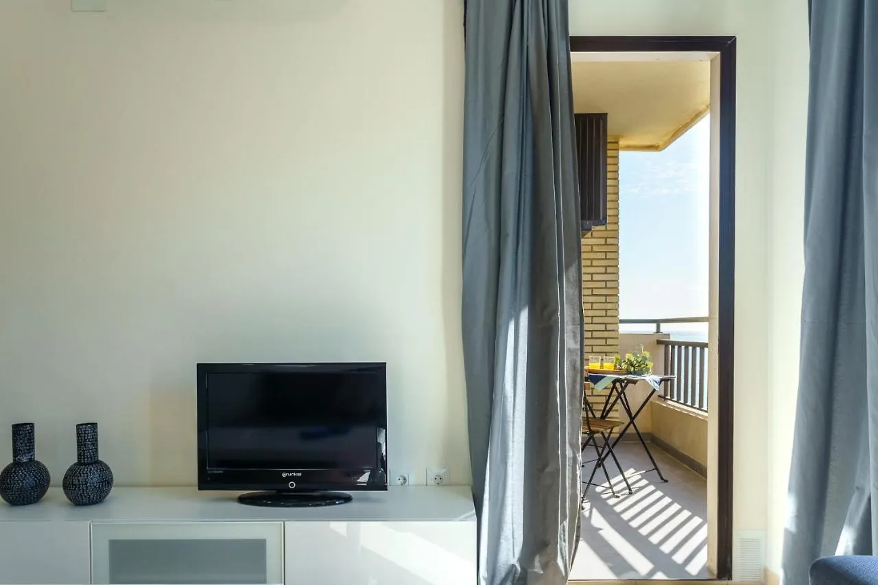 Malagasuite Cozy Apartment In Fuengirola