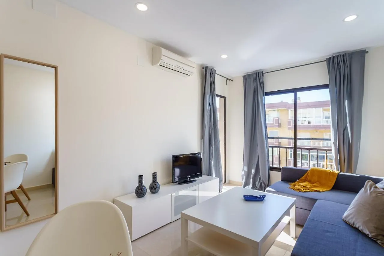 Malagasuite Cozy Apartment In Fuengirola