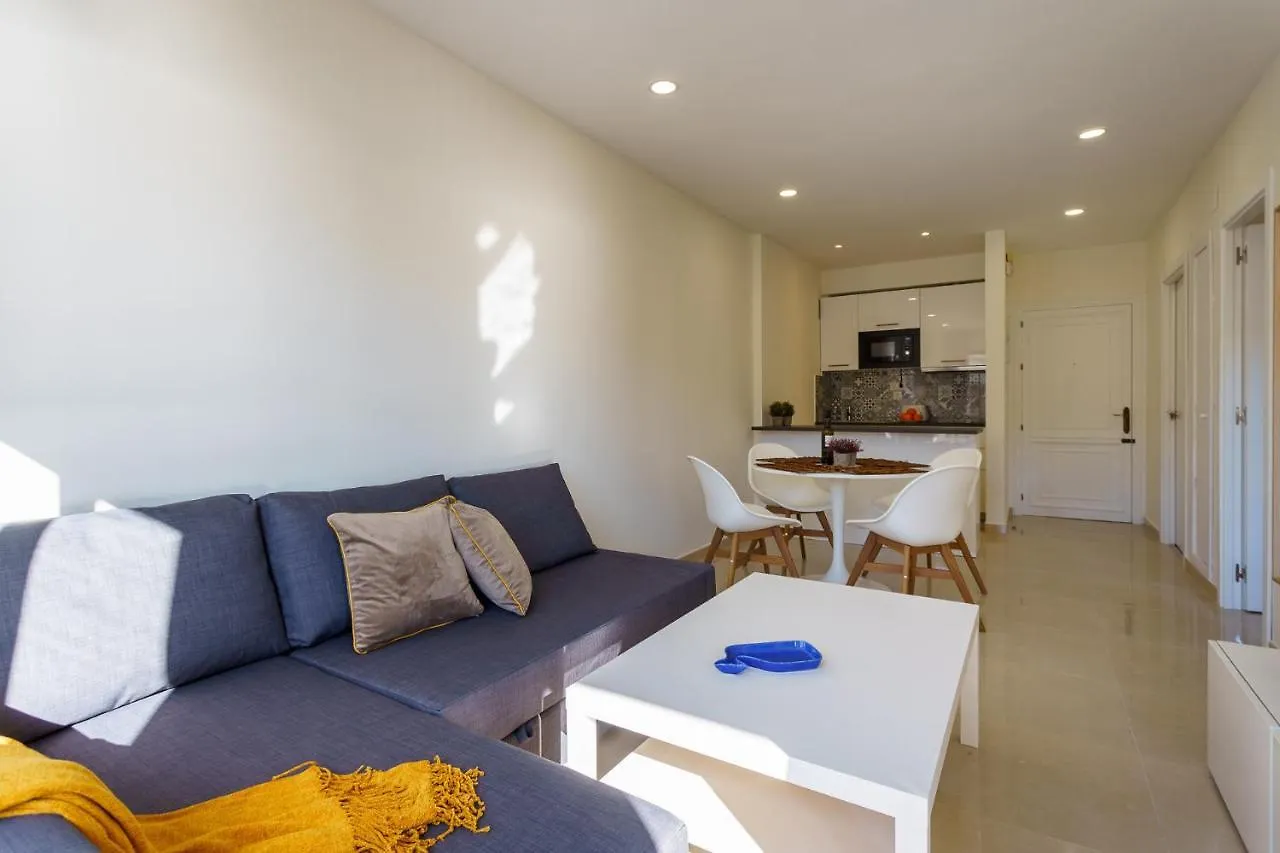 Malagasuite Cozy Apartment In Fuengirola 0*,
